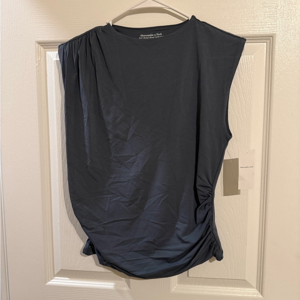 Abercrombie & Fitch Navy/Gray Sleeveless Blouse